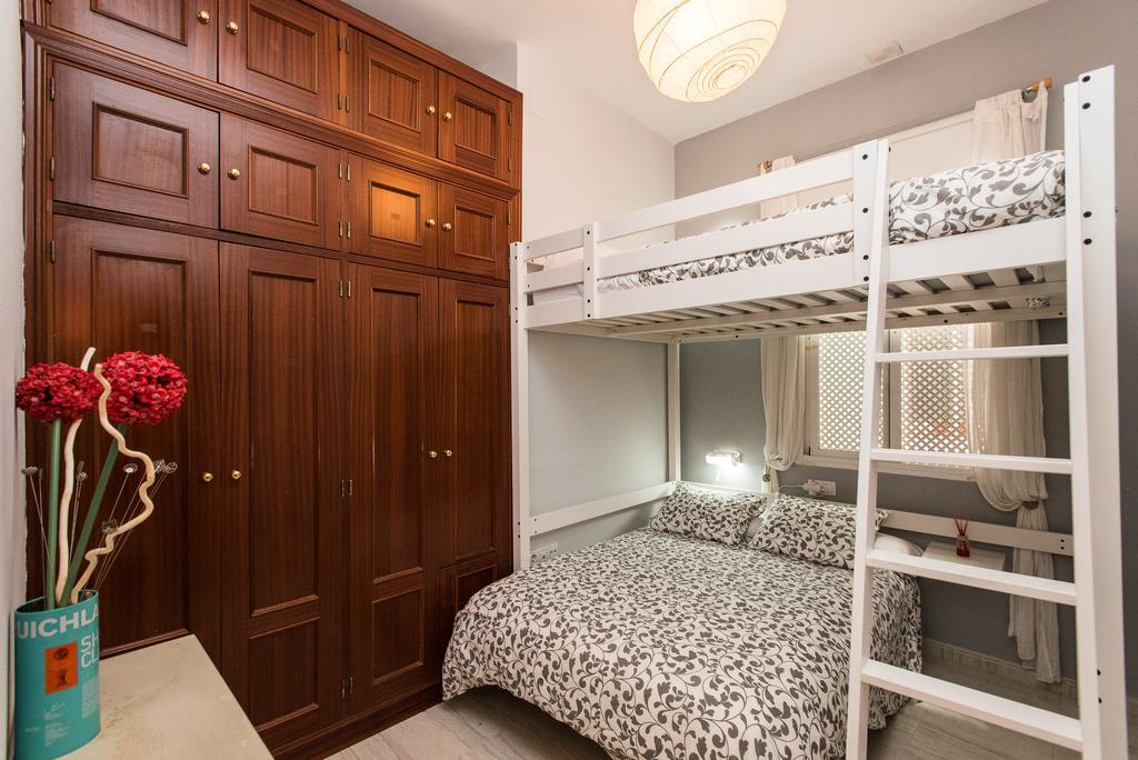 Divi Apartments Valvanera Sevilla Exteriör bild